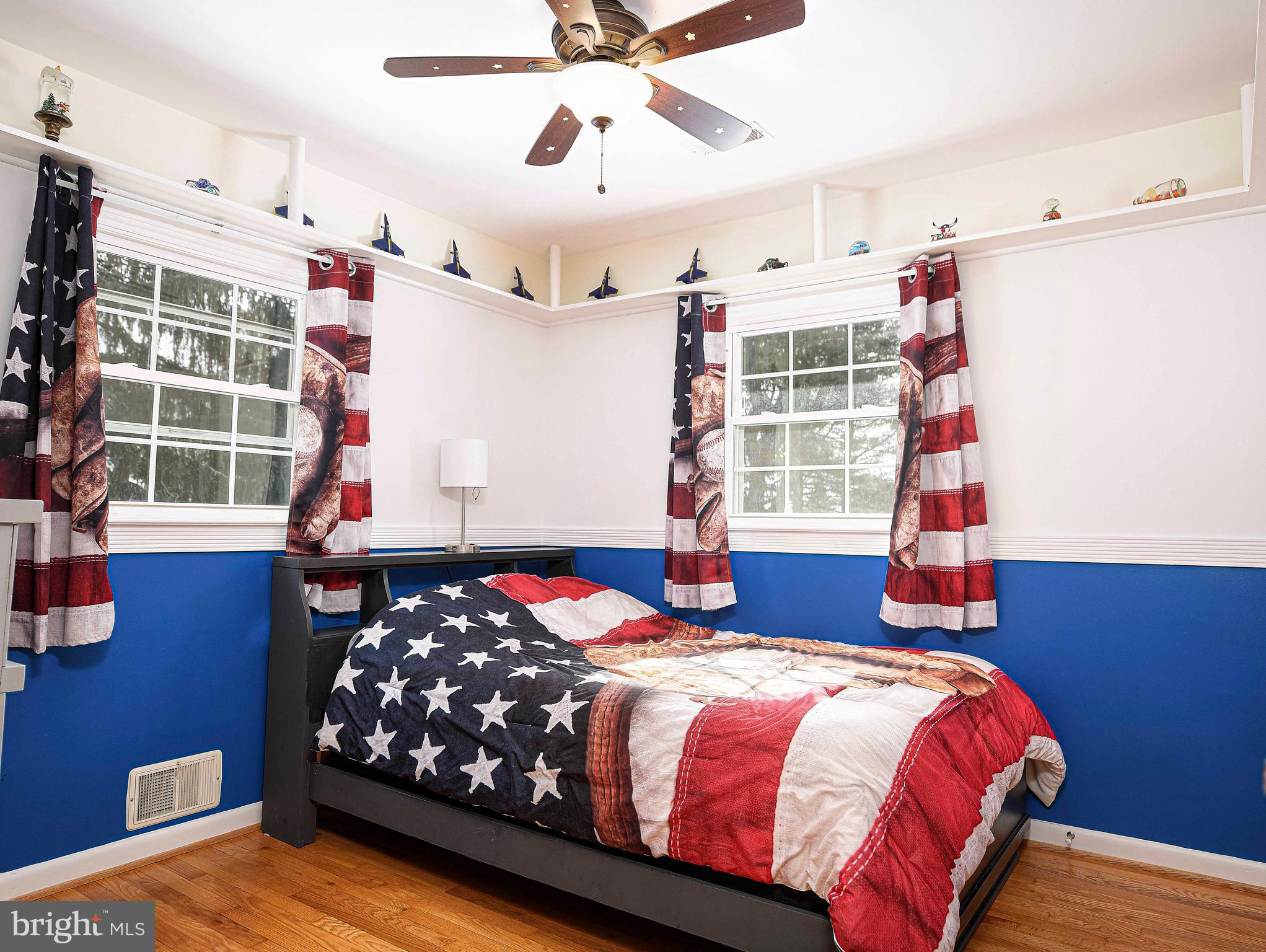 FOREST LAKES - Residential