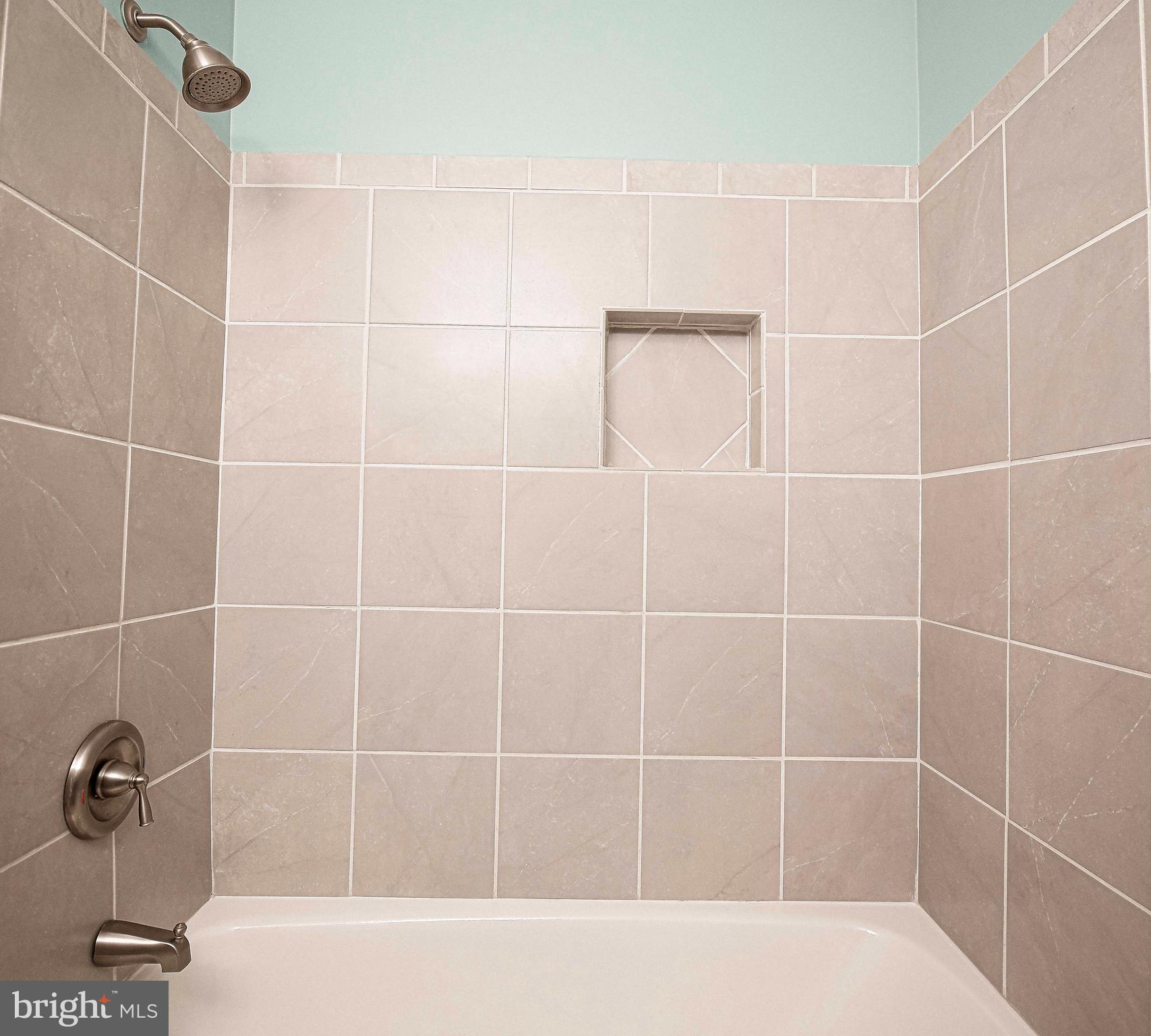 FOREST LAKES - Residential