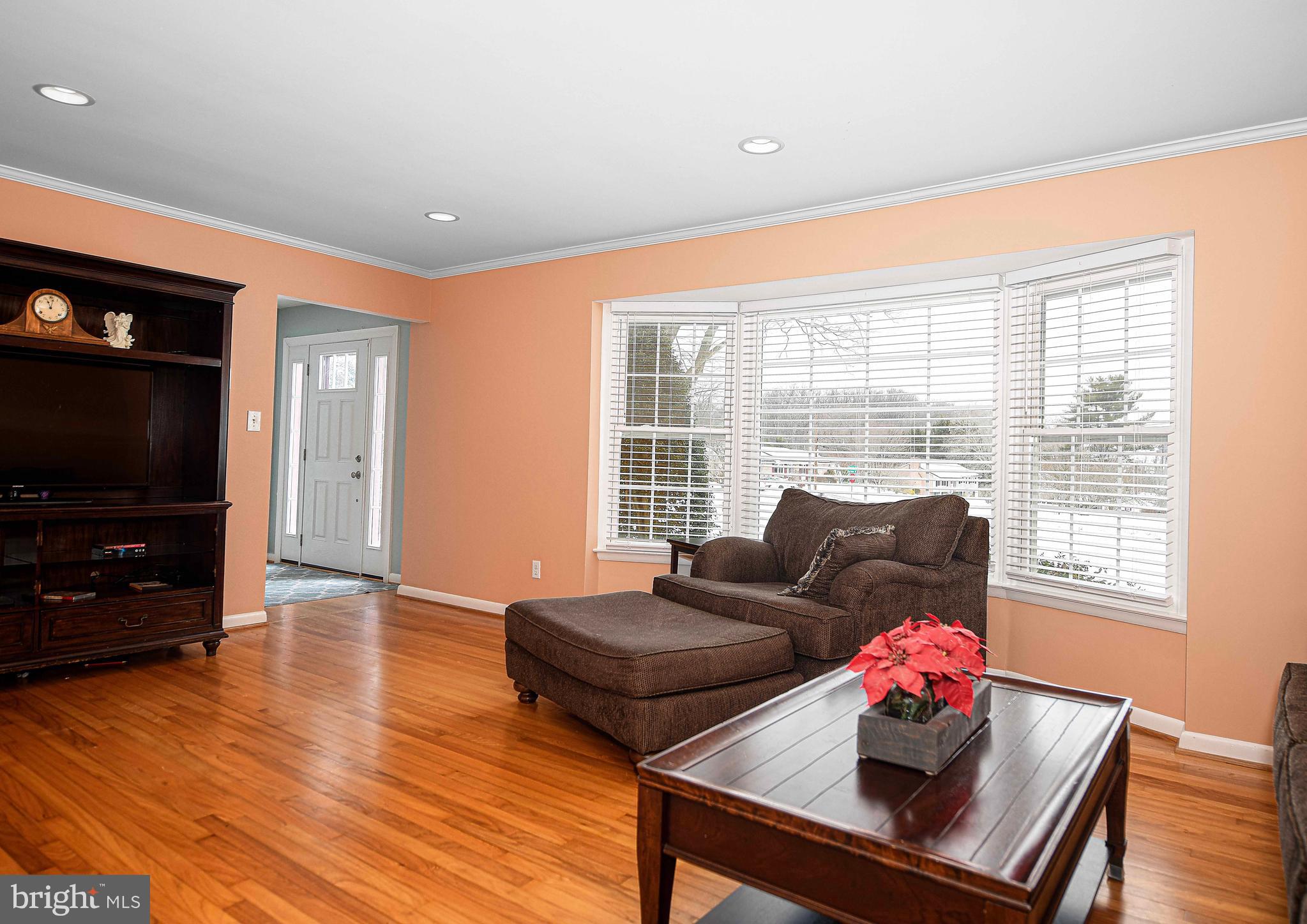 FOREST LAKES - Residential