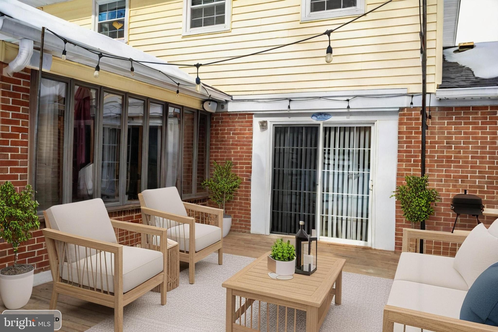 FOREST LAKES - Residential