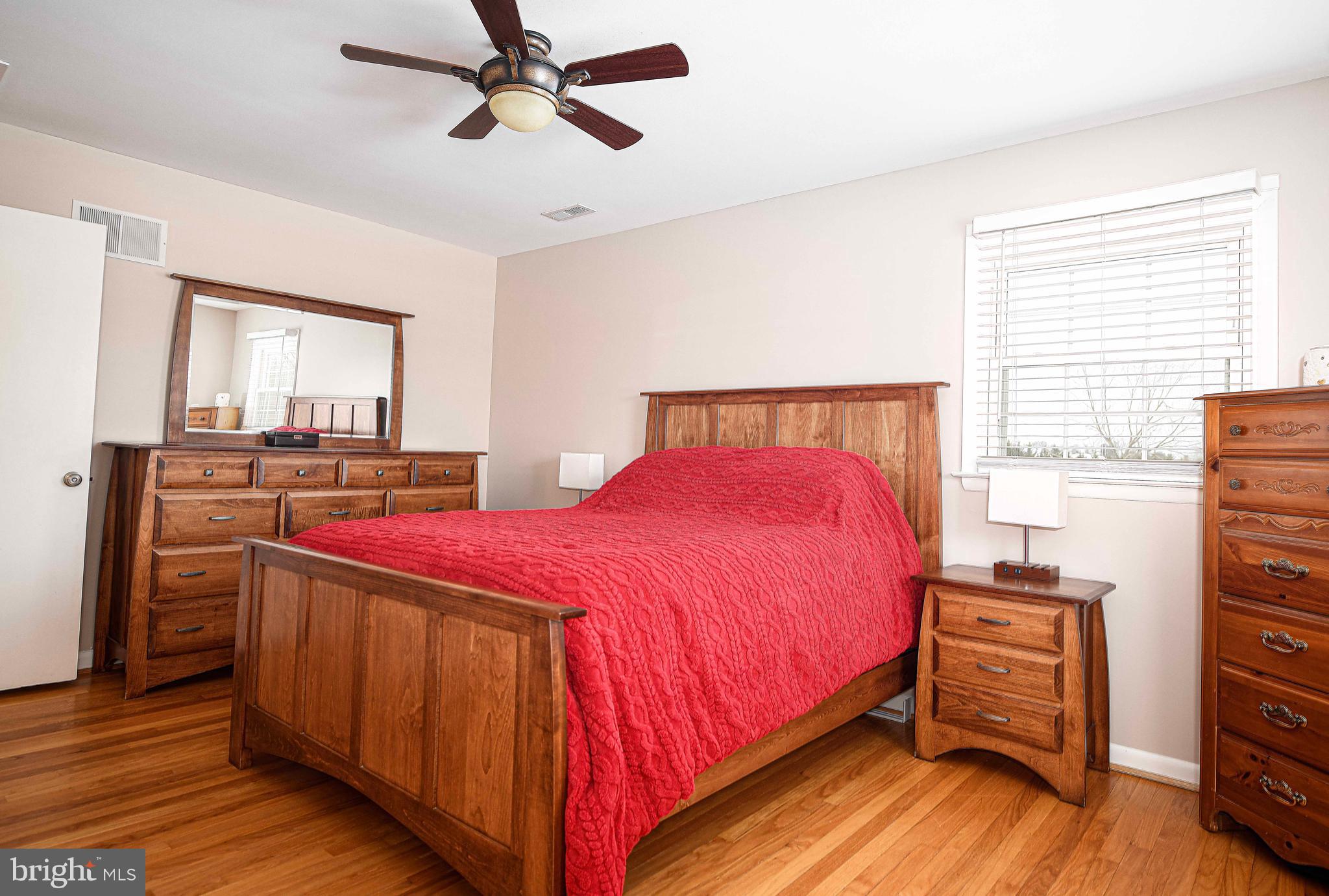 FOREST LAKES - Residential