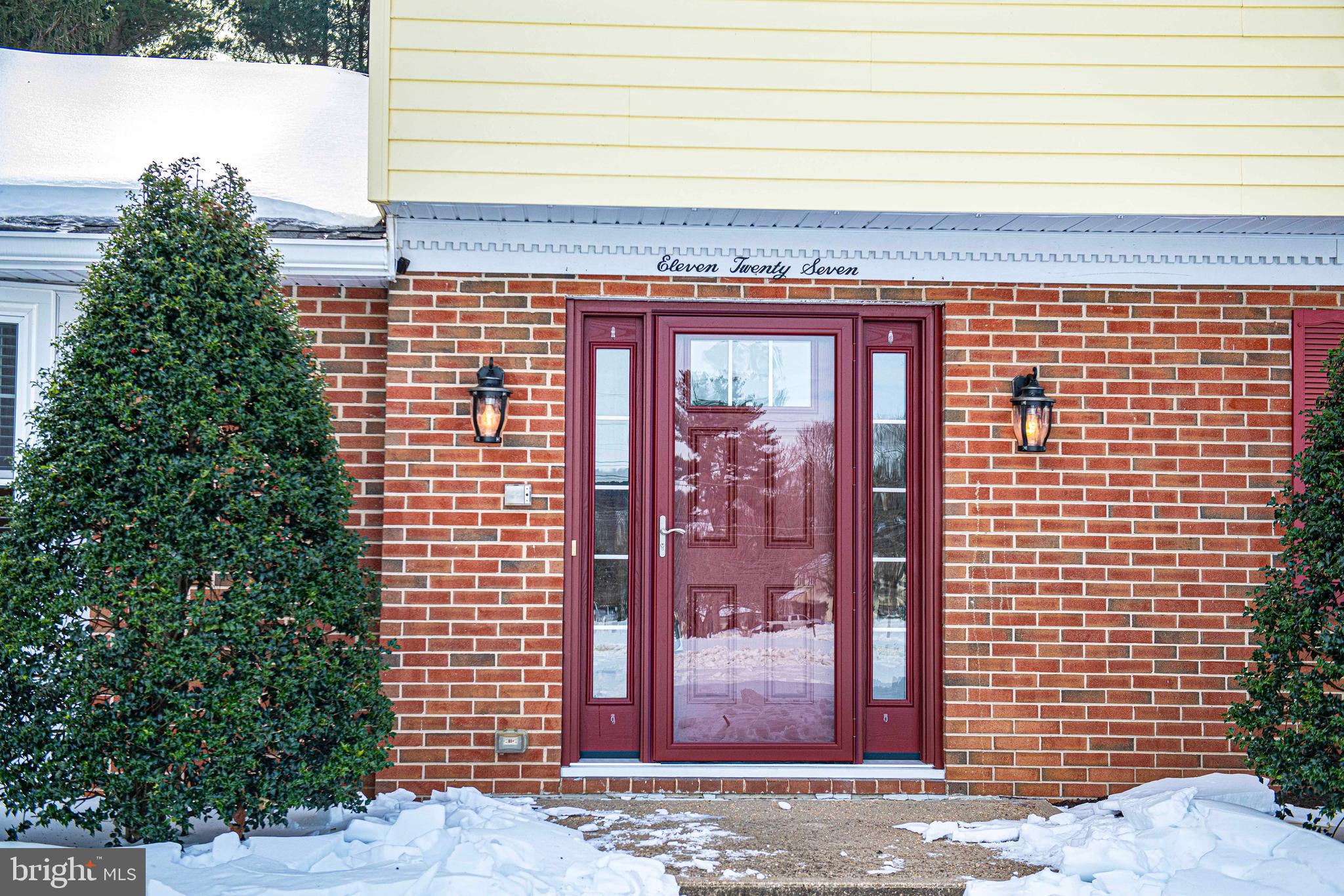 FOREST LAKES - Residential