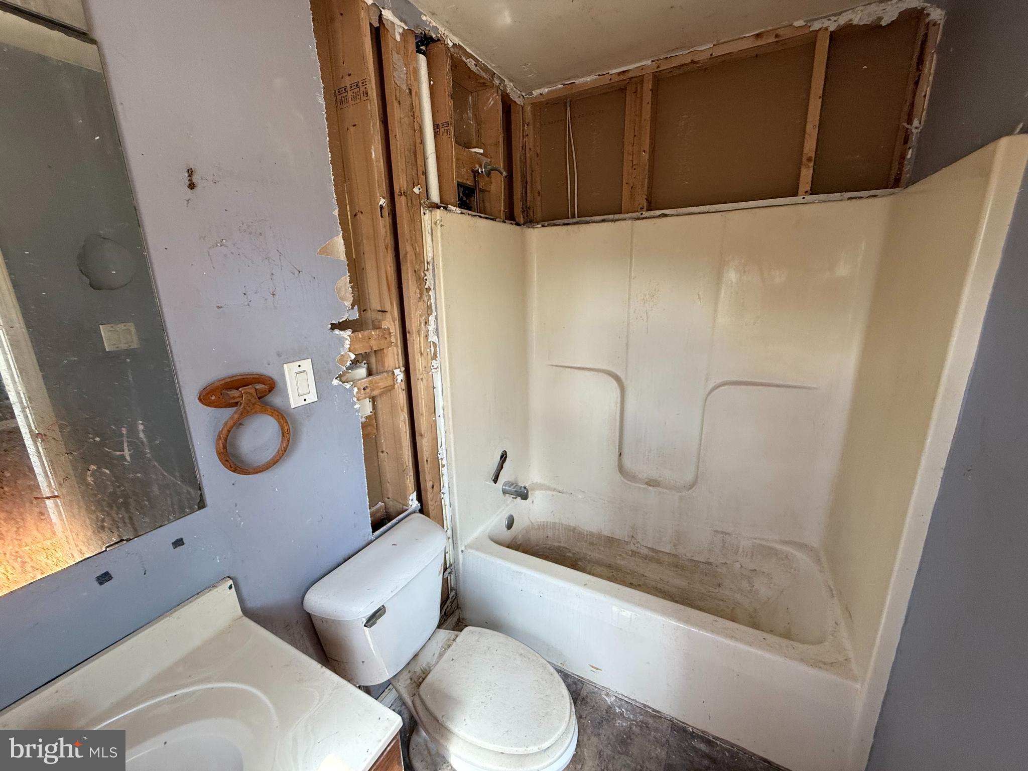 WHITE MARSH - Residential