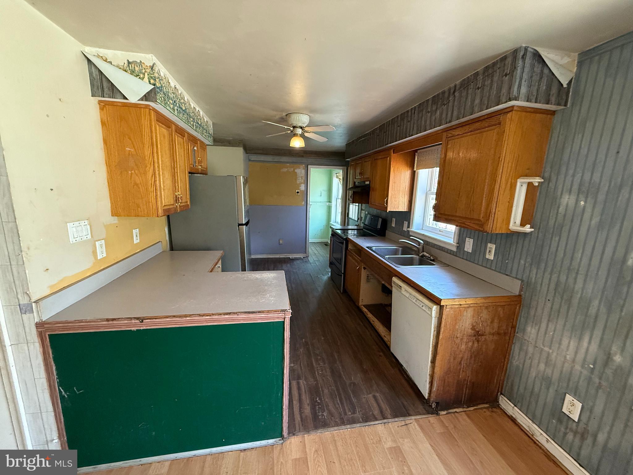 WHITE MARSH - Residential