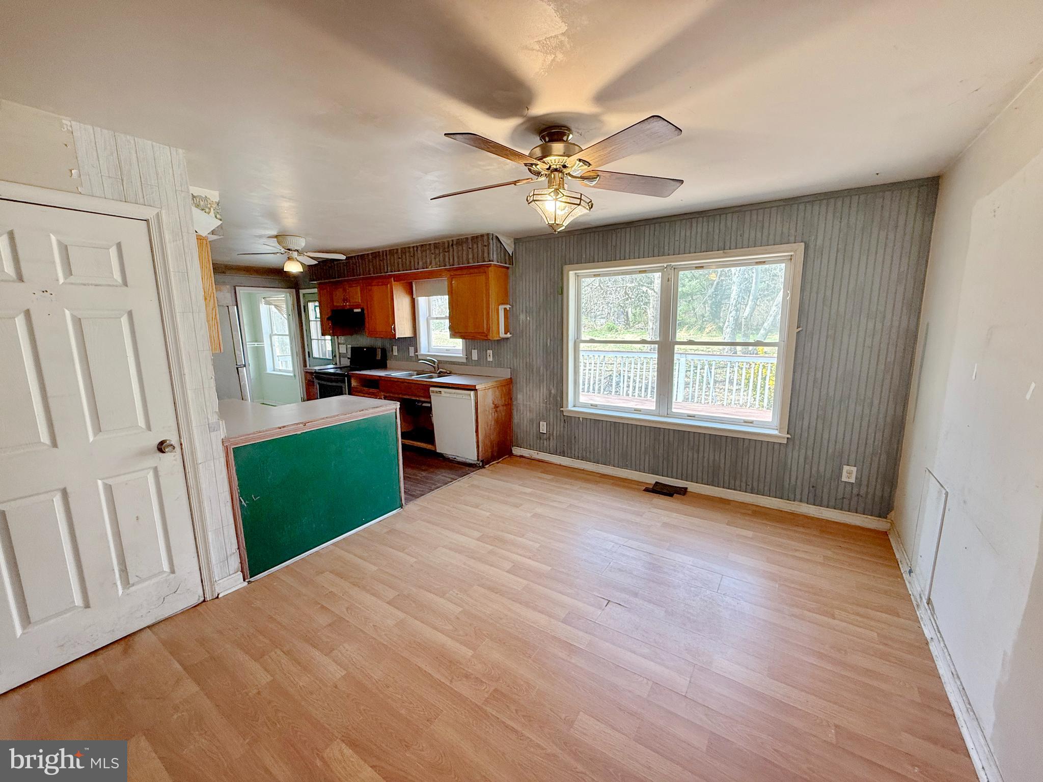 WHITE MARSH - Residential