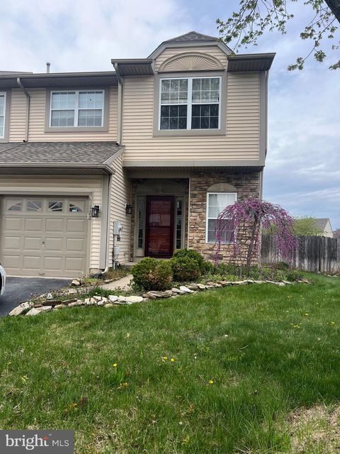 Townhouse For Rent - 122 Wilson Lane<br/> BERLIN, NJ 08009