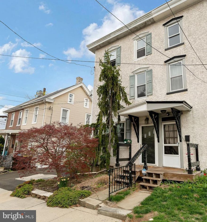 Rare opportunity in North Wales Borough! This spacious three-story twin home is ready for its next chapter. Whether you're looking for an investment opportunity or dreaming of a home to fix up and make your own, this house holds great potential. With some updates, you can build equity by creating a rental property or crafting the perfect space to suit your lifestyle.
The main level features a living room, dining room, kitchen, and a screened-in porch. These spaces offer exciting opportunities for an open floor plan, the addition of a powder room, or relocating the laundry to the main level for added convenience. The 9-foot ceilings in the living and dining rooms enhance the sense of space.
New Luxury Vinyl Flooring in Living Room,  Updated kitchen with Engineered Wood Floor, Newer windows throughout most of the home, along with the freshly painted kitchen, stairwells, hallways, and two of the four bedrooms, provide a good foundation to build upon.
Nestled within the highly regarded and rated North Penn School District, this property offers access to strong academic education and an exceptional community for families and individuals alike. Home is within close proximity to the North Wales train station, local shopping, and delightful restaurants, so you'll have everything you need within reach. It's also conveniently located near Merck, Route 309, and the PA Northeast Extension.
Please note that the buyer will be responsible for necessary repairs and obtaining the U&O certificate.