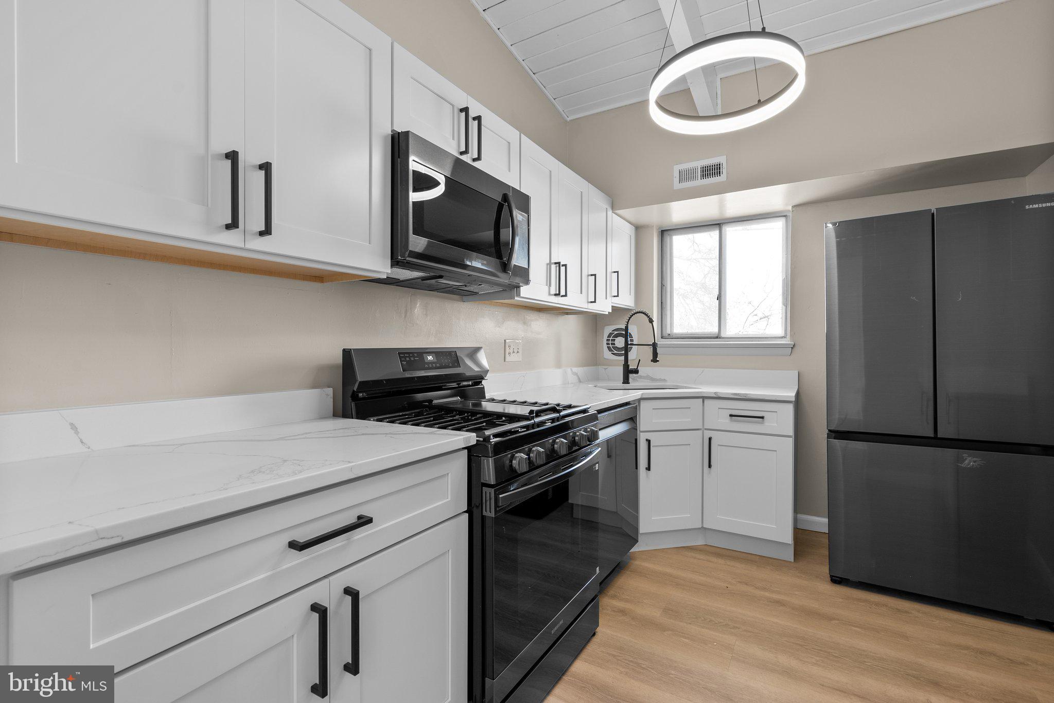 MARYLAND FARMS CONDO - Residential