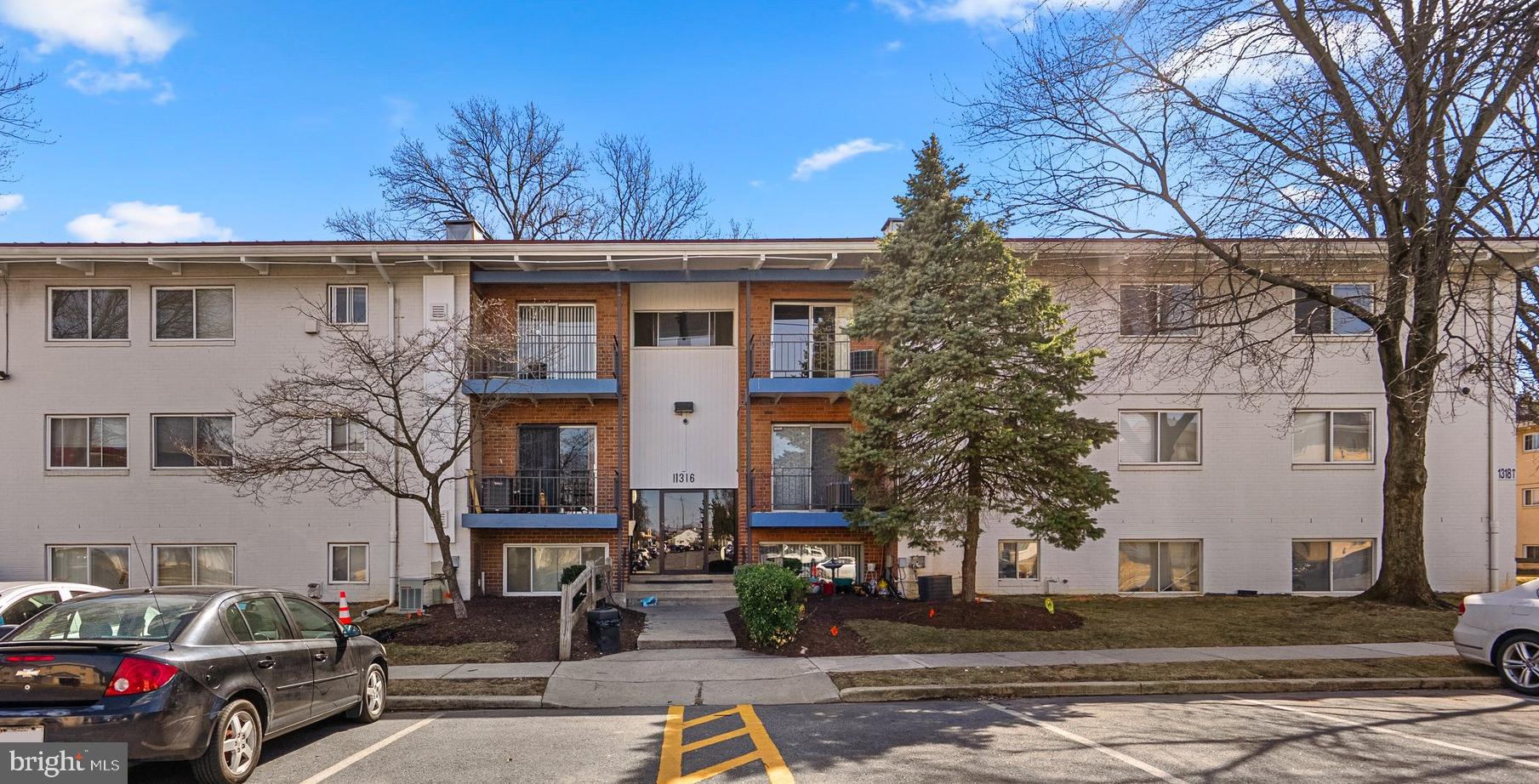 MARYLAND FARMS CONDO - Residential