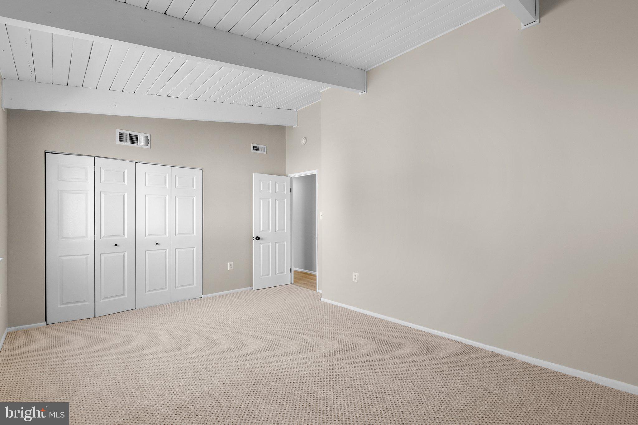 MARYLAND FARMS CONDO - Residential