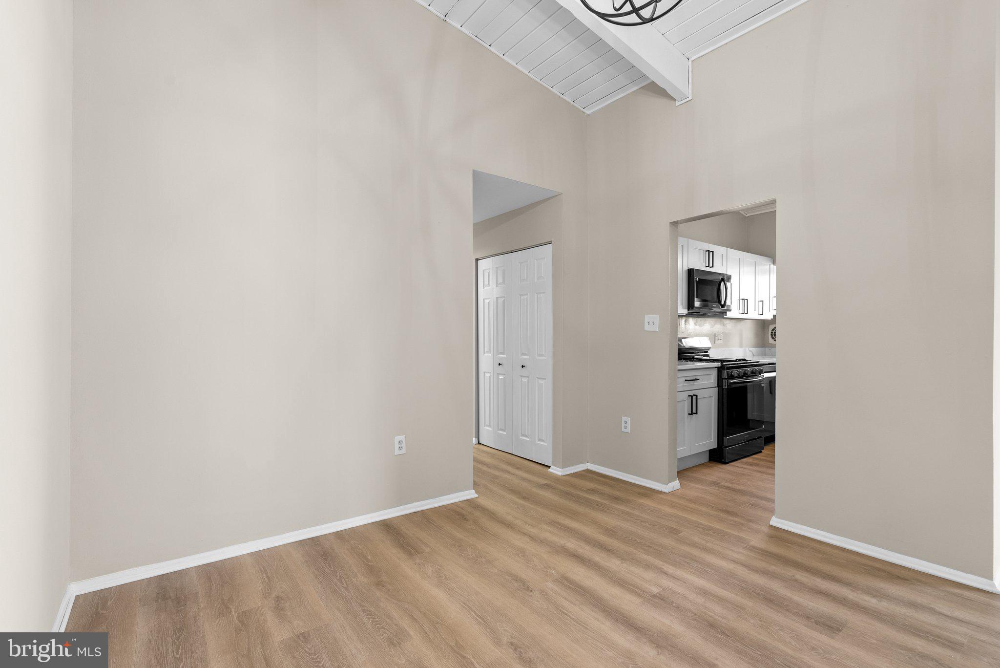 MARYLAND FARMS CONDO - Residential