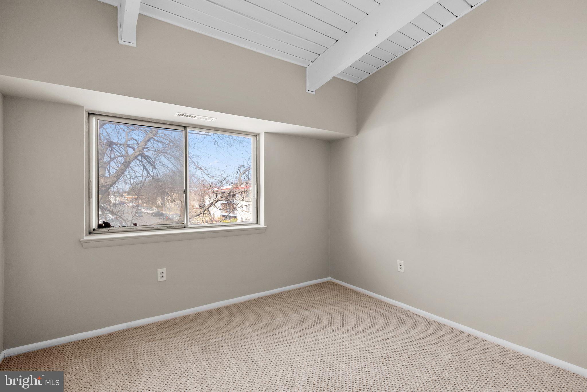 MARYLAND FARMS CONDO - Residential