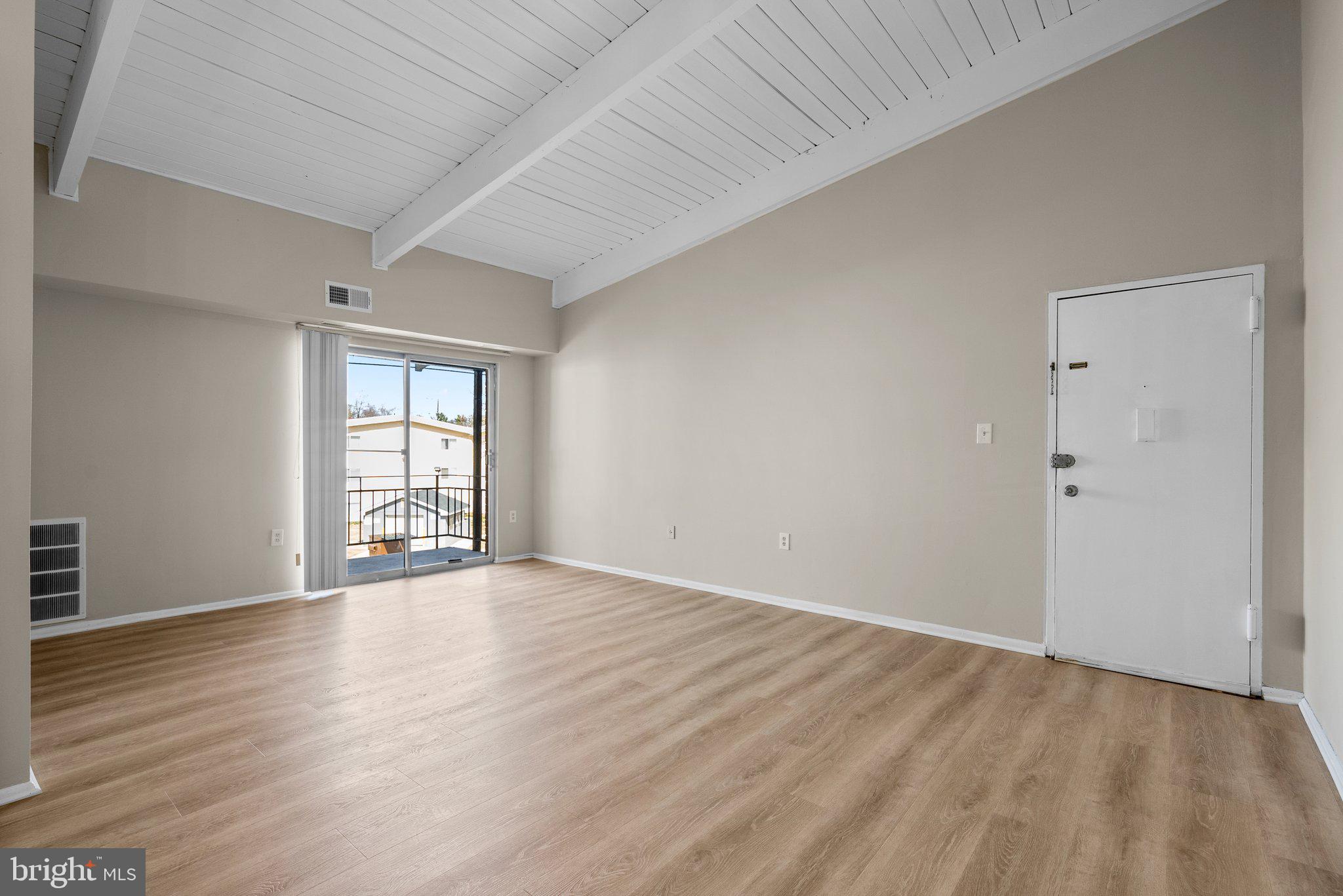 MARYLAND FARMS CONDO - Residential