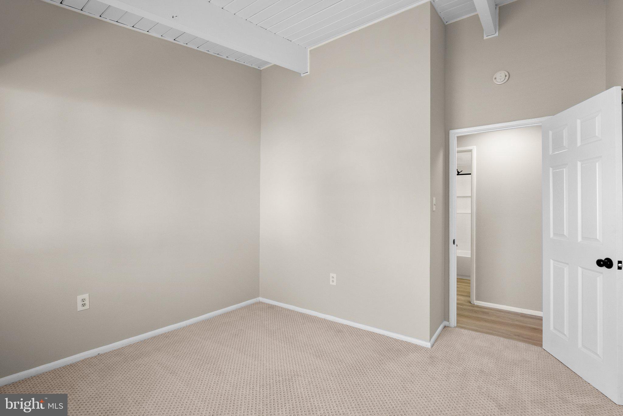 MARYLAND FARMS CONDO - Residential