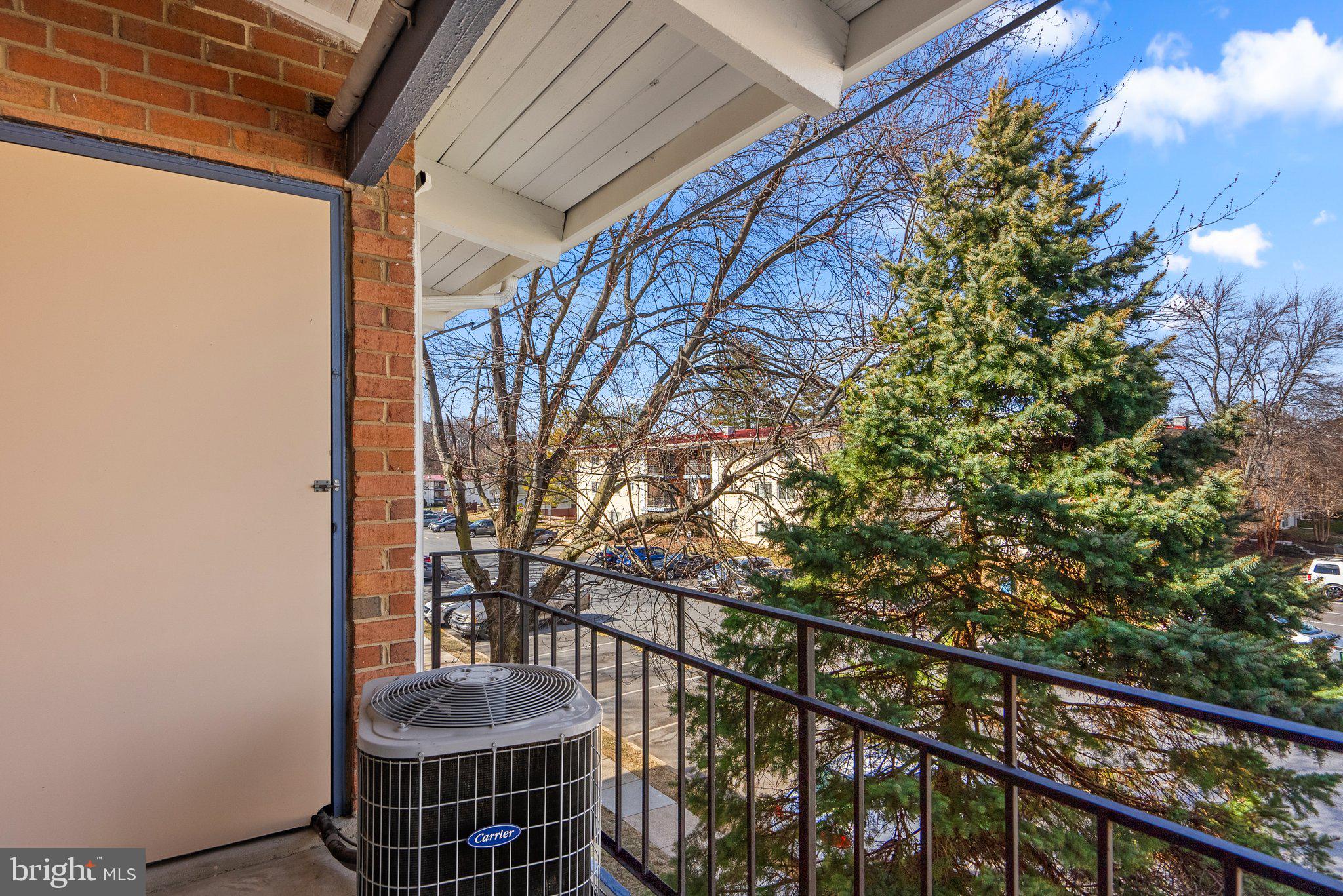 MARYLAND FARMS CONDO - Residential