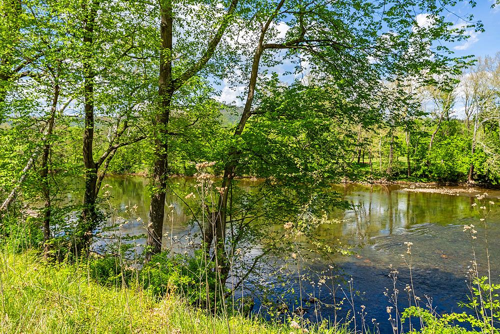 SANDY HOOK - Residential