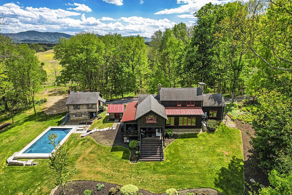 4439 OLD FORGE ROAD