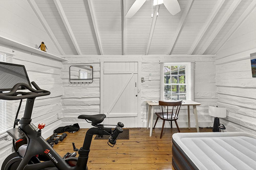SANDY HOOK - Residential