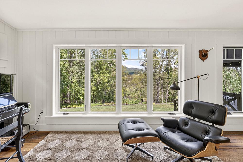 SANDY HOOK - Residential