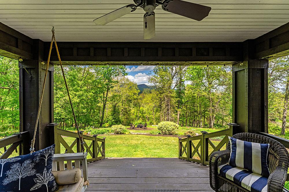 SANDY HOOK - Residential