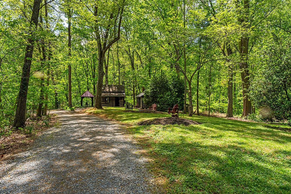 SANDY HOOK - Residential