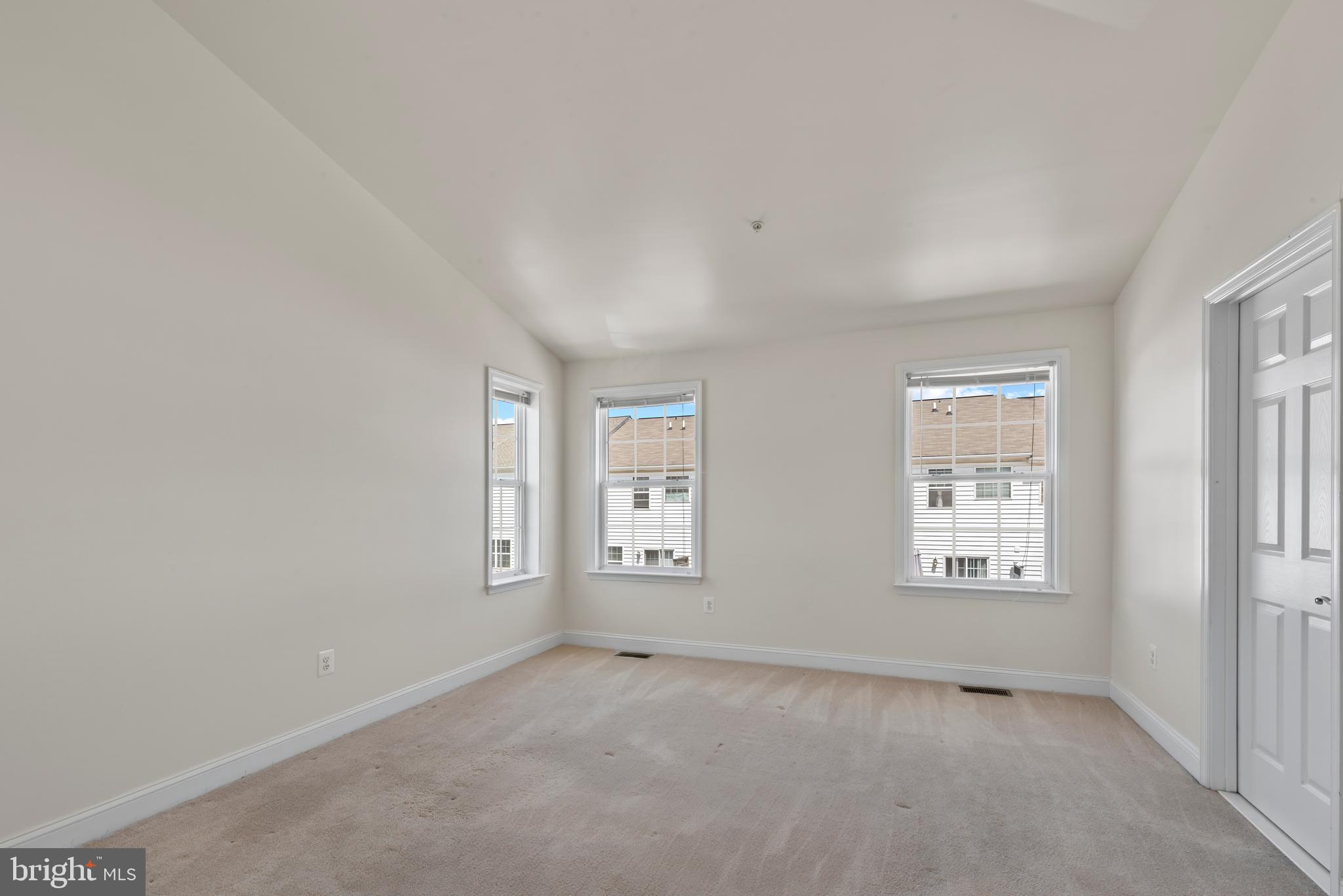 CAMDEN CROSSING - Residential
