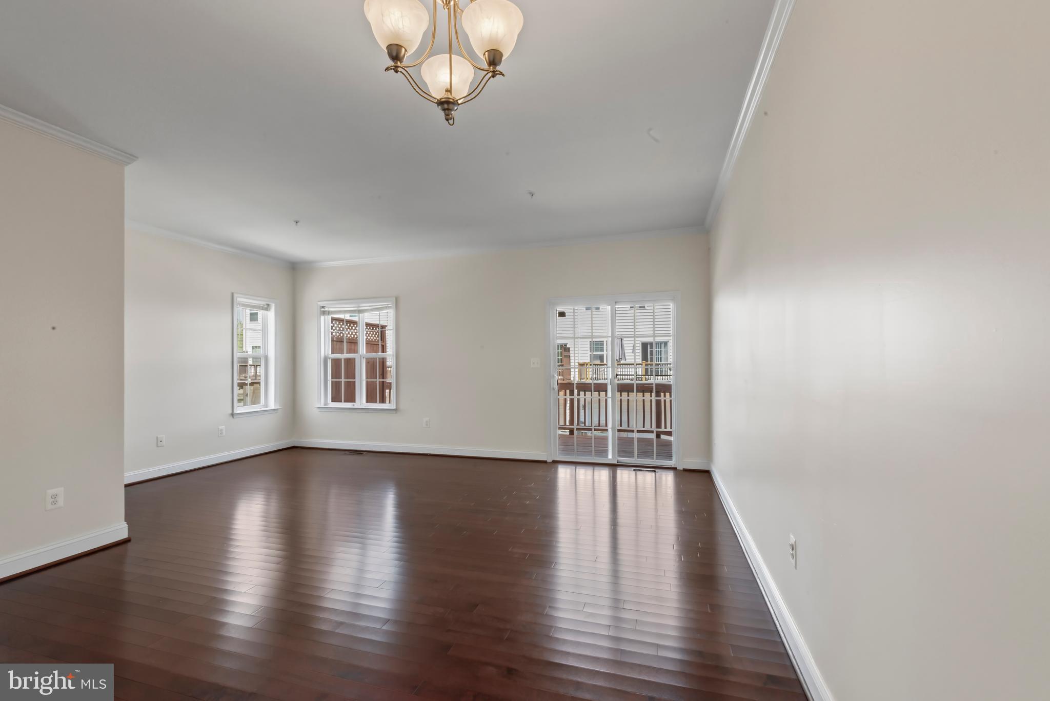 CAMDEN CROSSING - Residential
