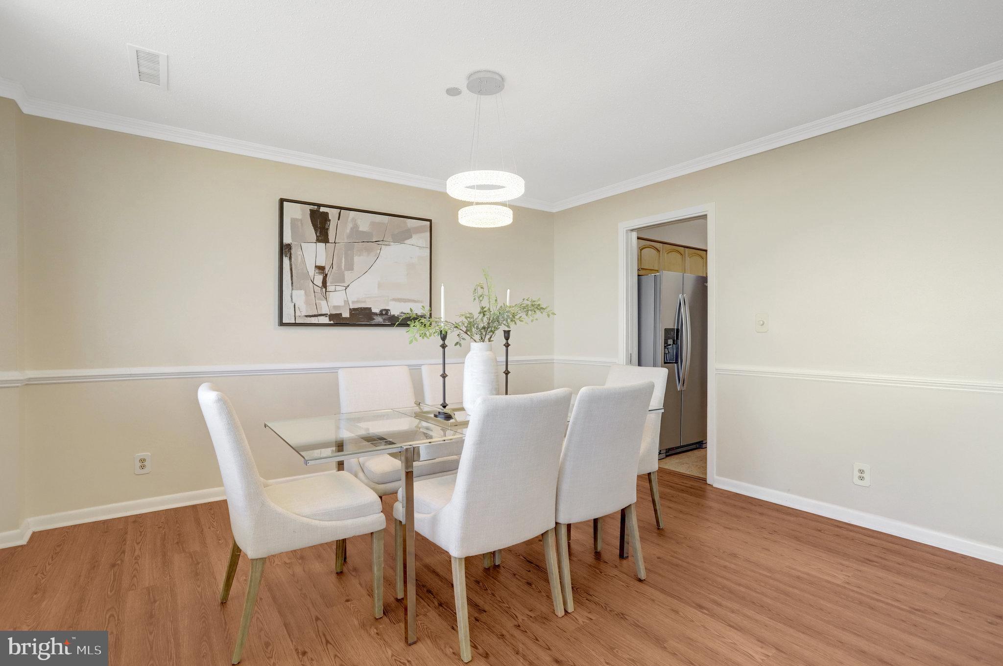 SKYLINE SQUARE CONDO - Residential