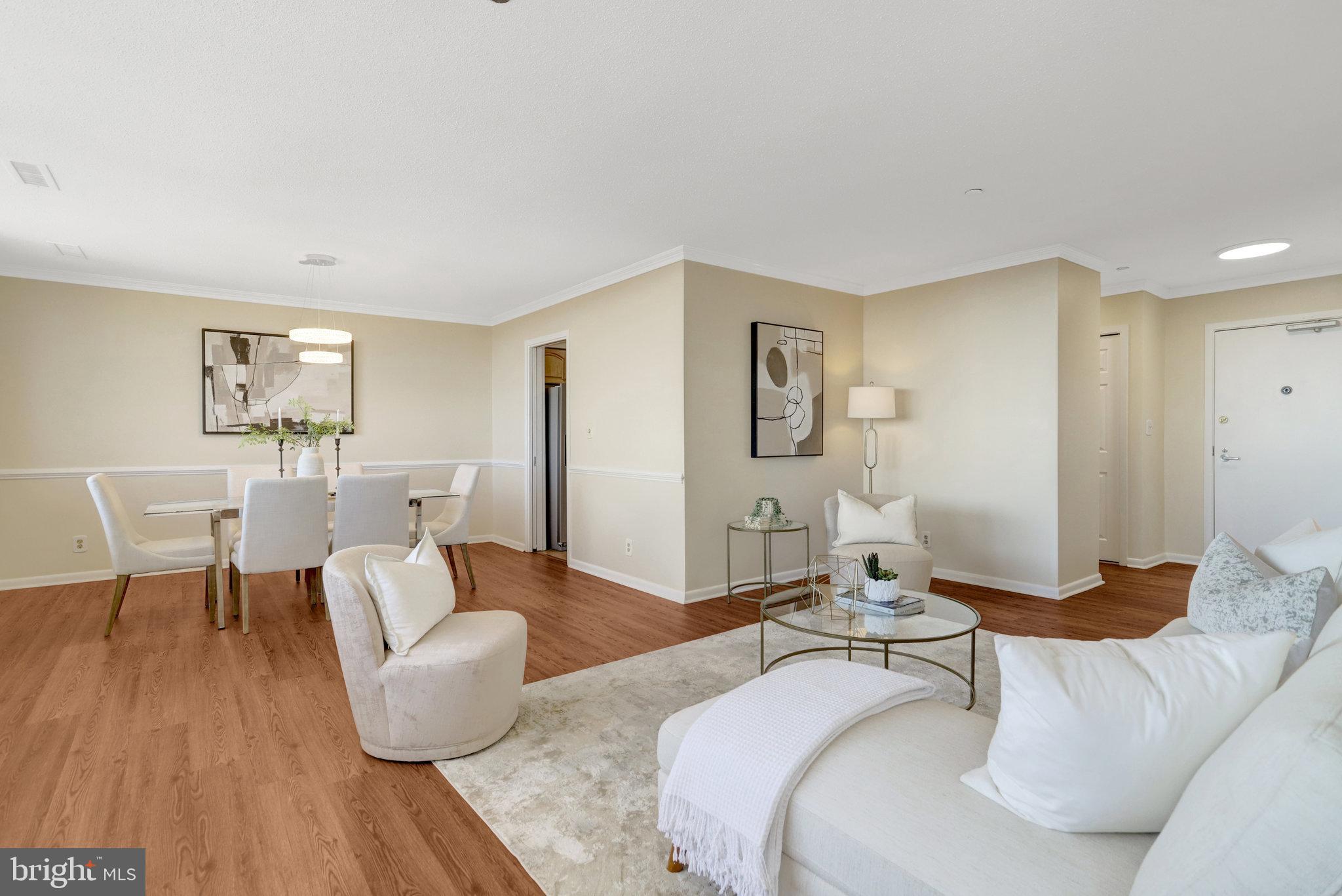 SKYLINE SQUARE CONDO - Residential