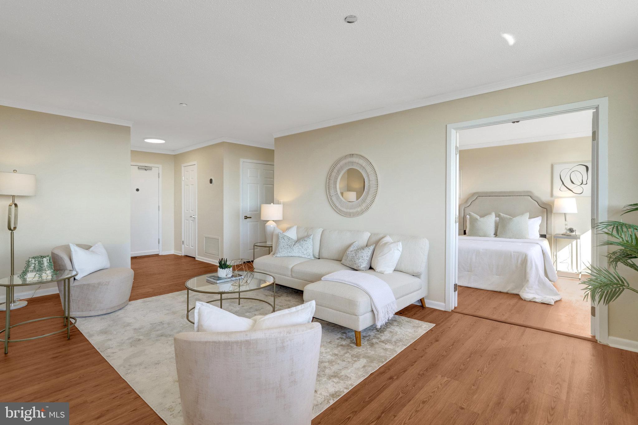 SKYLINE SQUARE CONDO - Residential