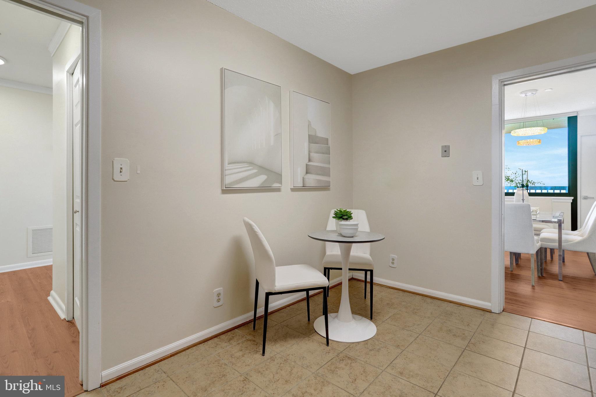 SKYLINE SQUARE CONDO - Residential