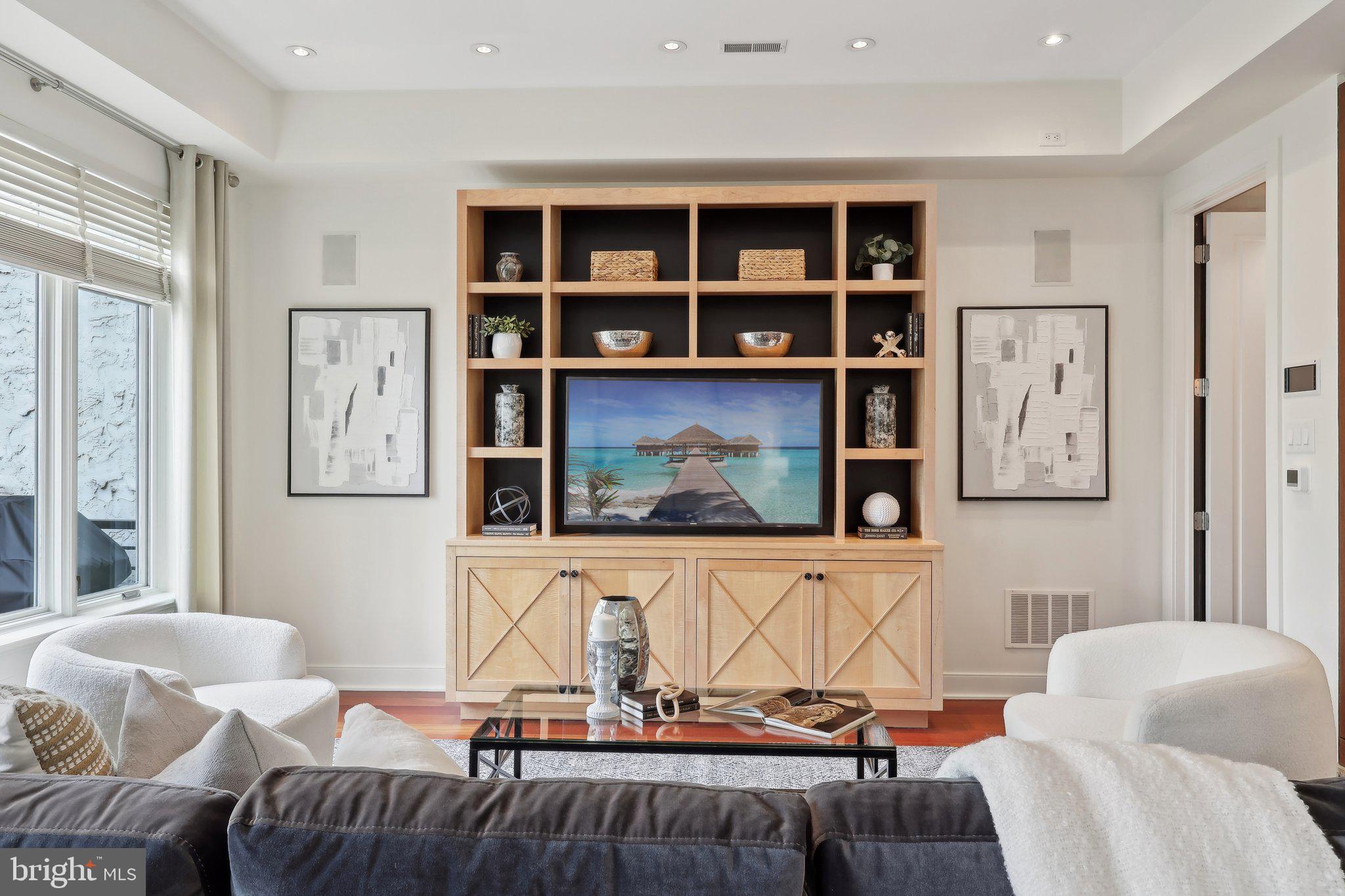 GRADUATE HOSPITAL - Residential