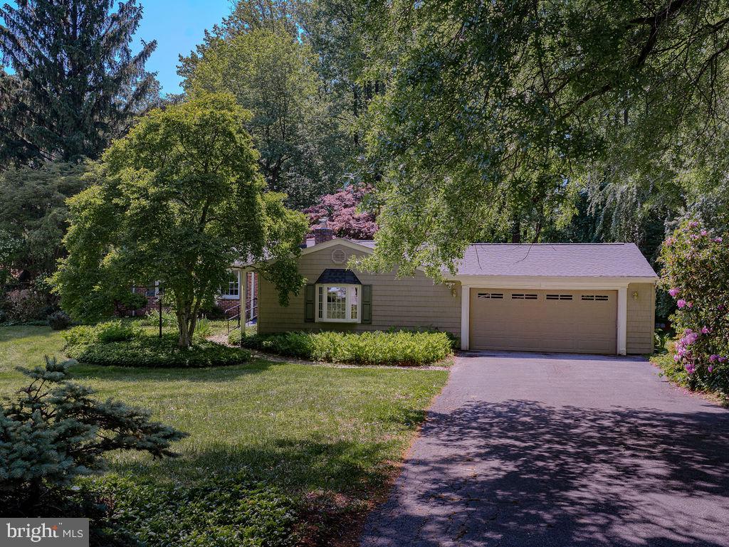 WHITFORD HILLS - Residential