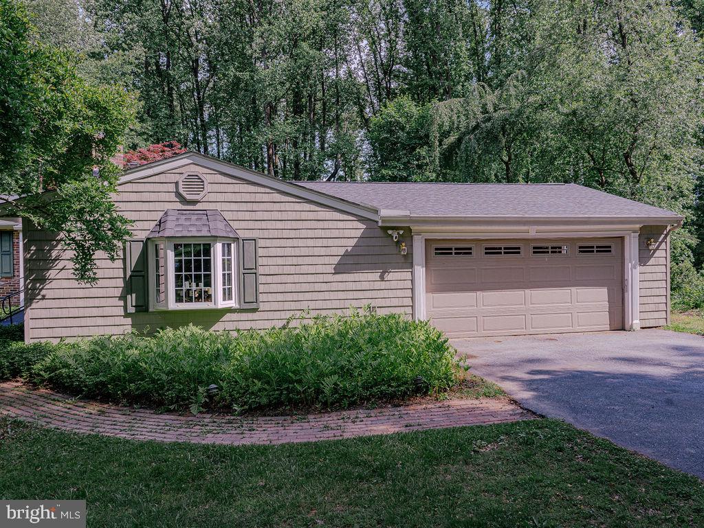 WHITFORD HILLS - Residential