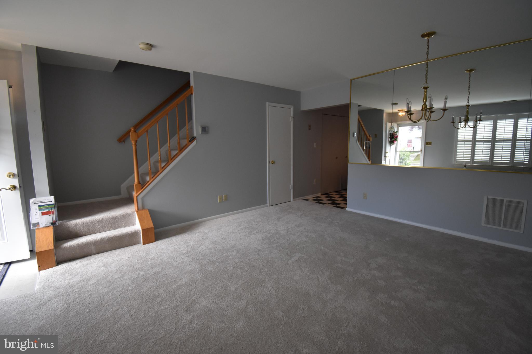 VILLAGE OF PAWNEE - Residential