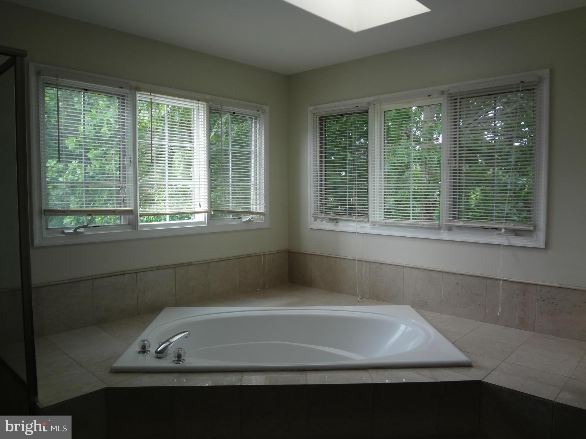 SUMMERWOOD - Residential