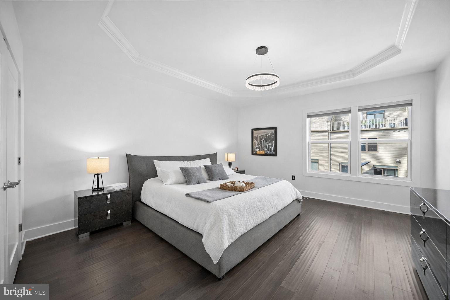 SM ONE LOUDOUN CONDO - Residential