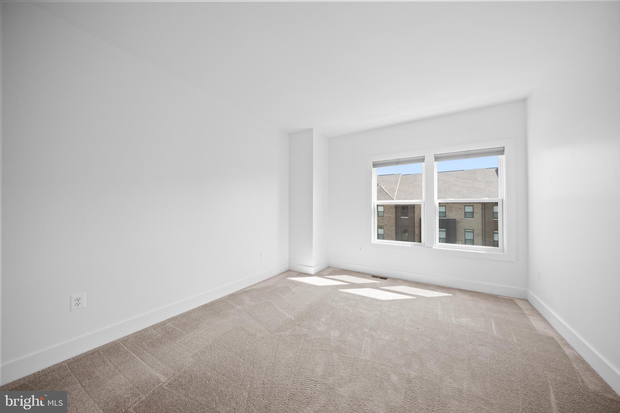 SM ONE LOUDOUN CONDO - Residential