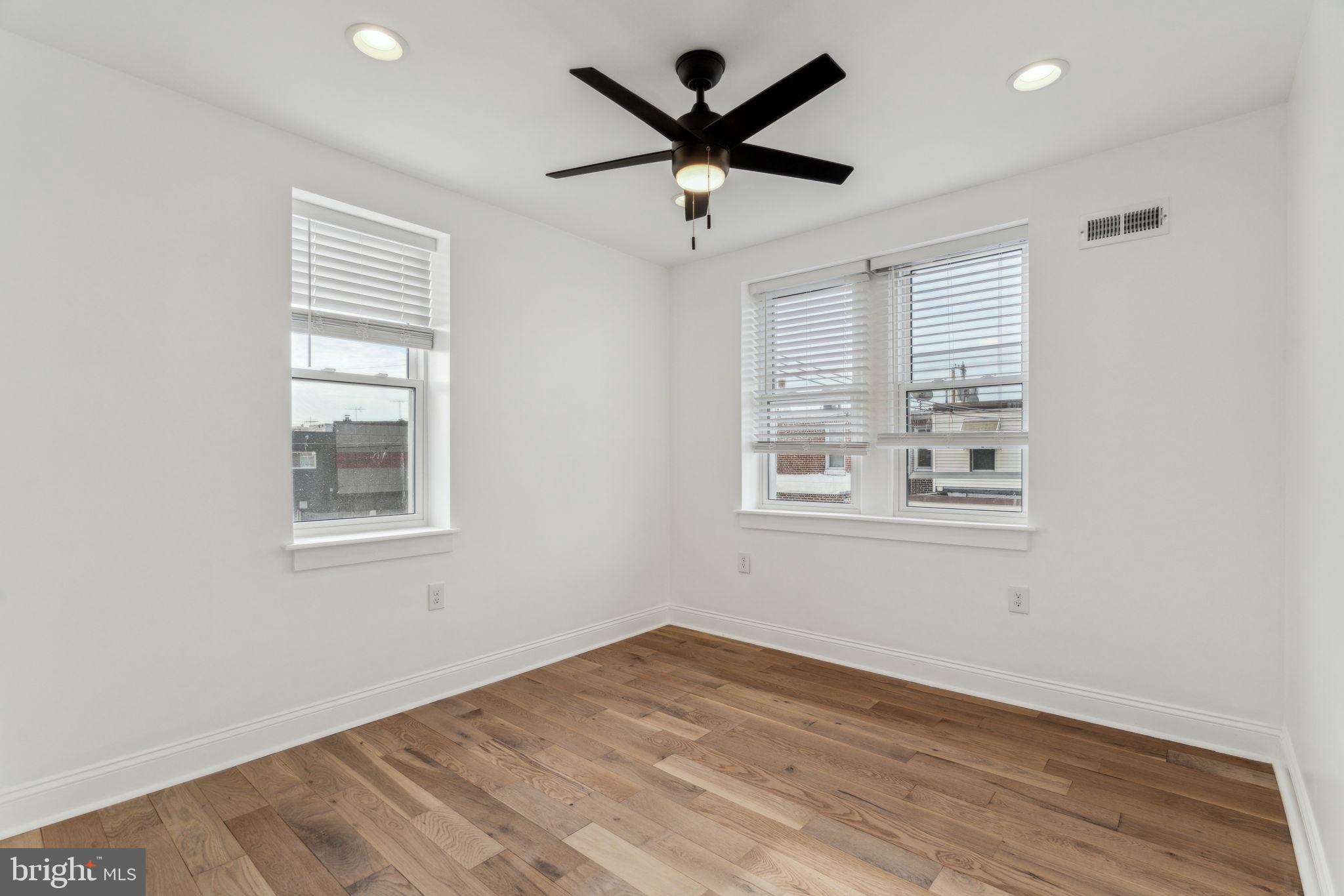 RICHMOND - Residential