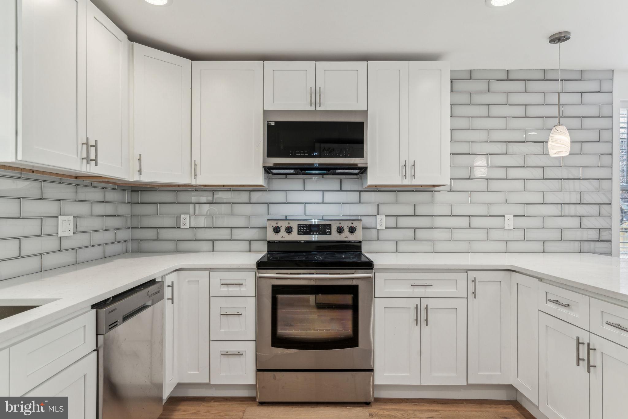 RICHMOND - Residential