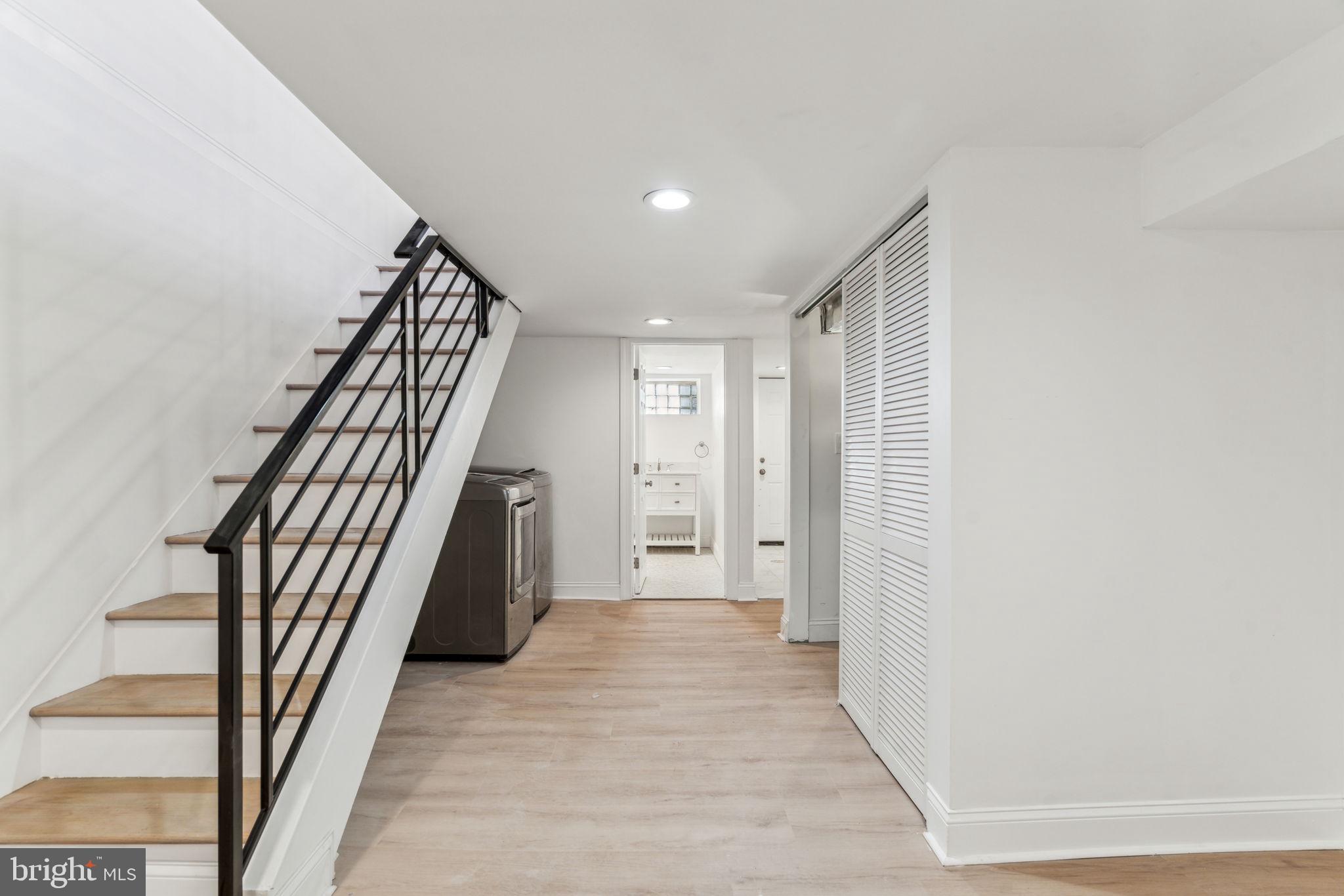 RICHMOND - Residential