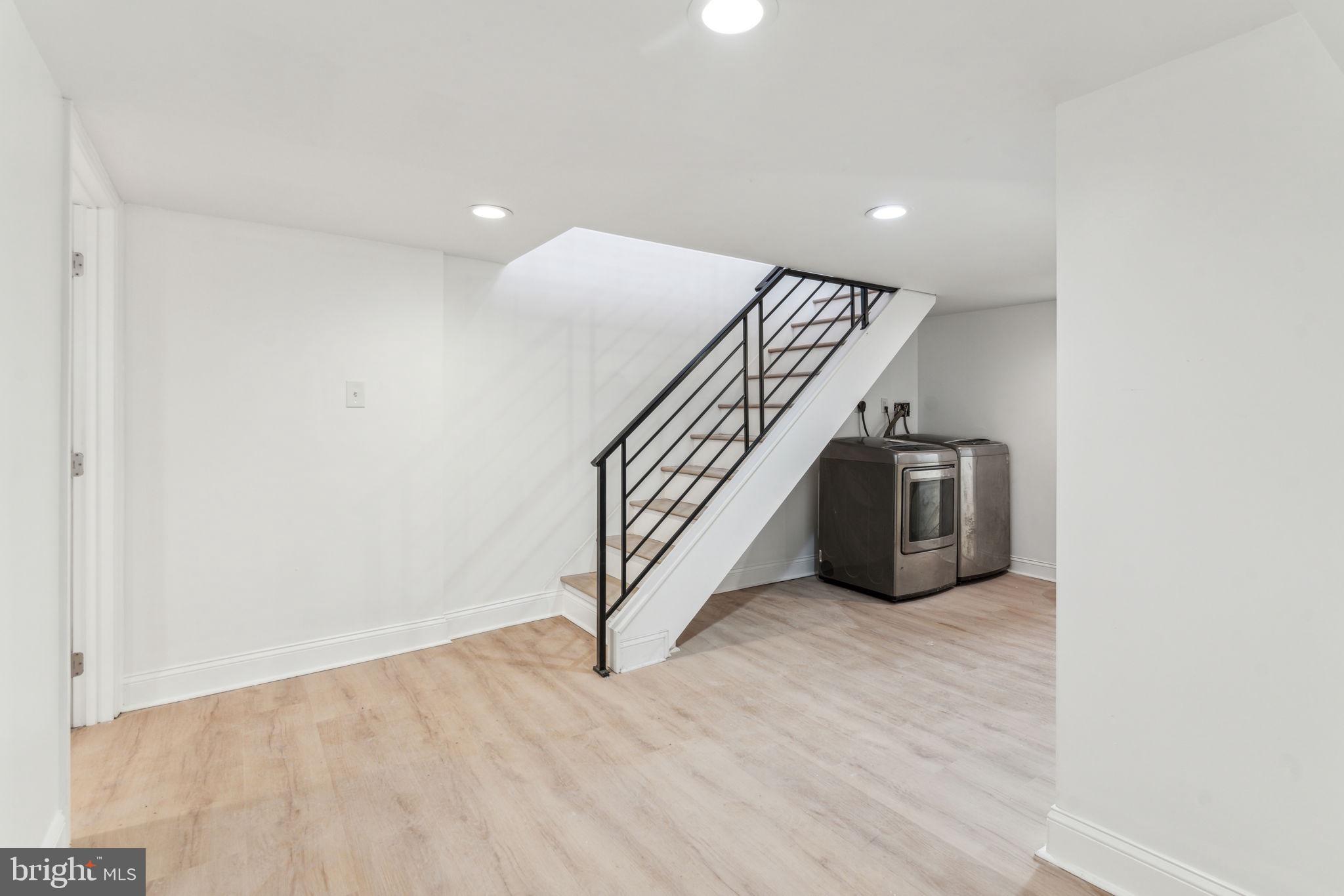 RICHMOND - Residential