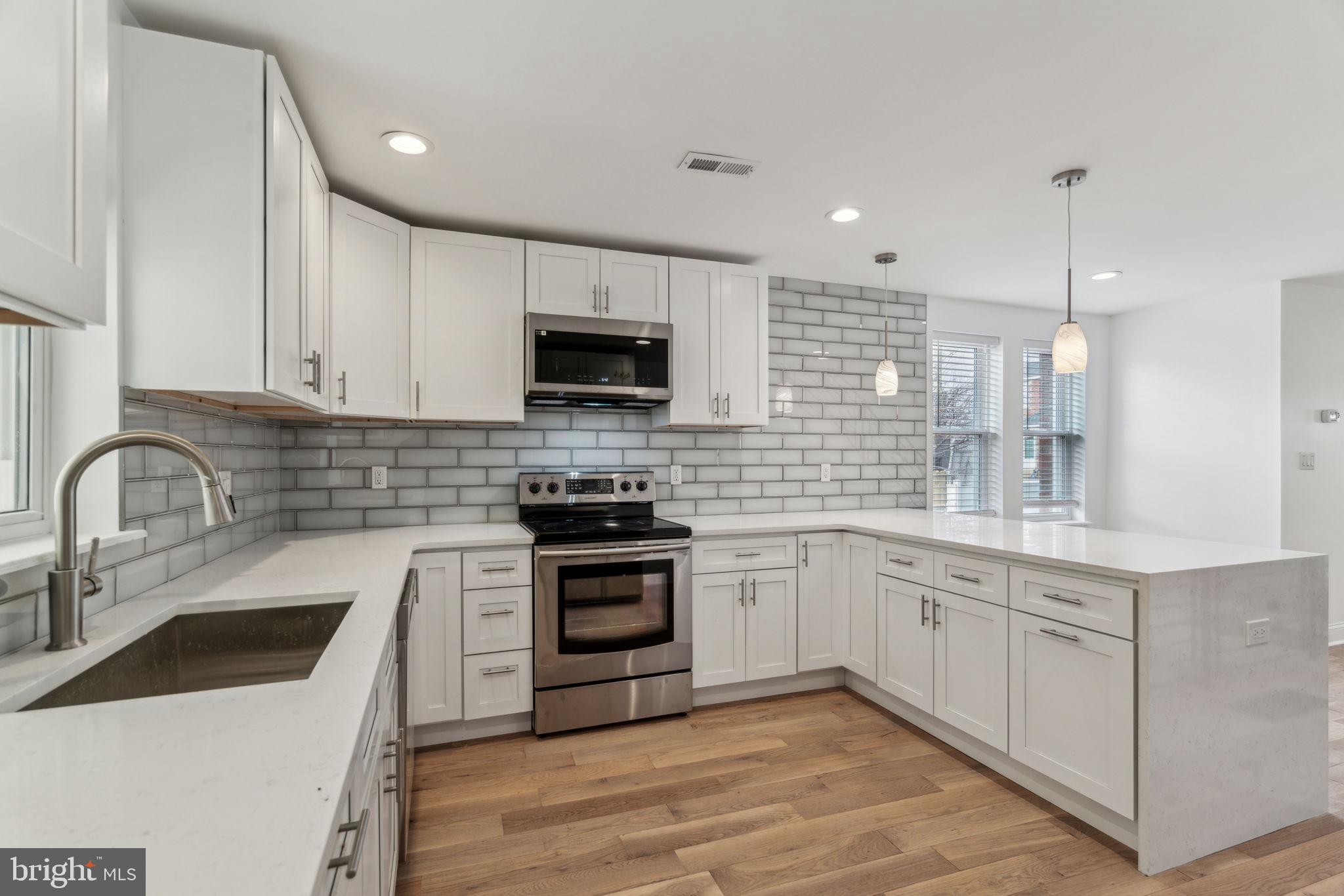 RICHMOND - Residential