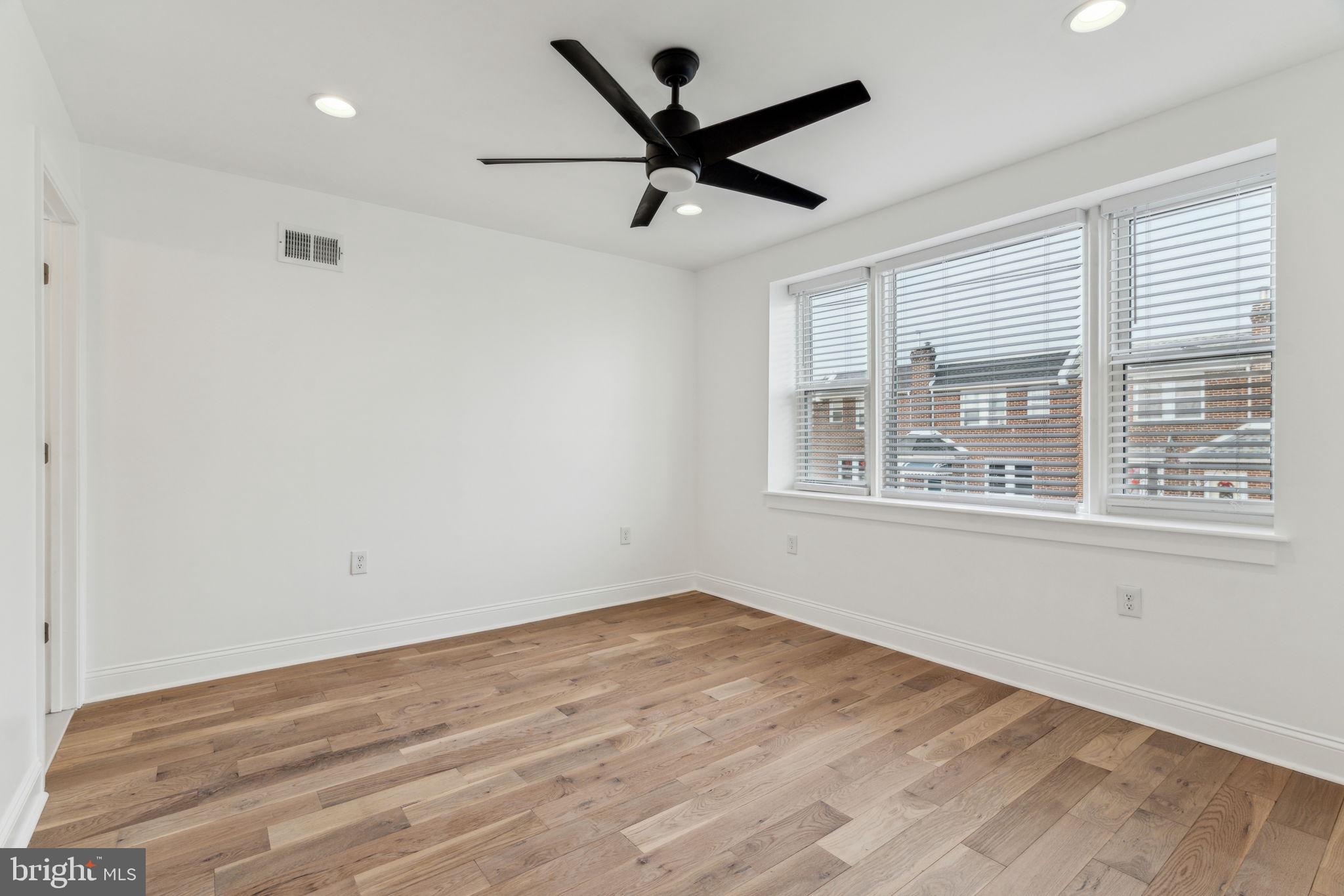 RICHMOND - Residential