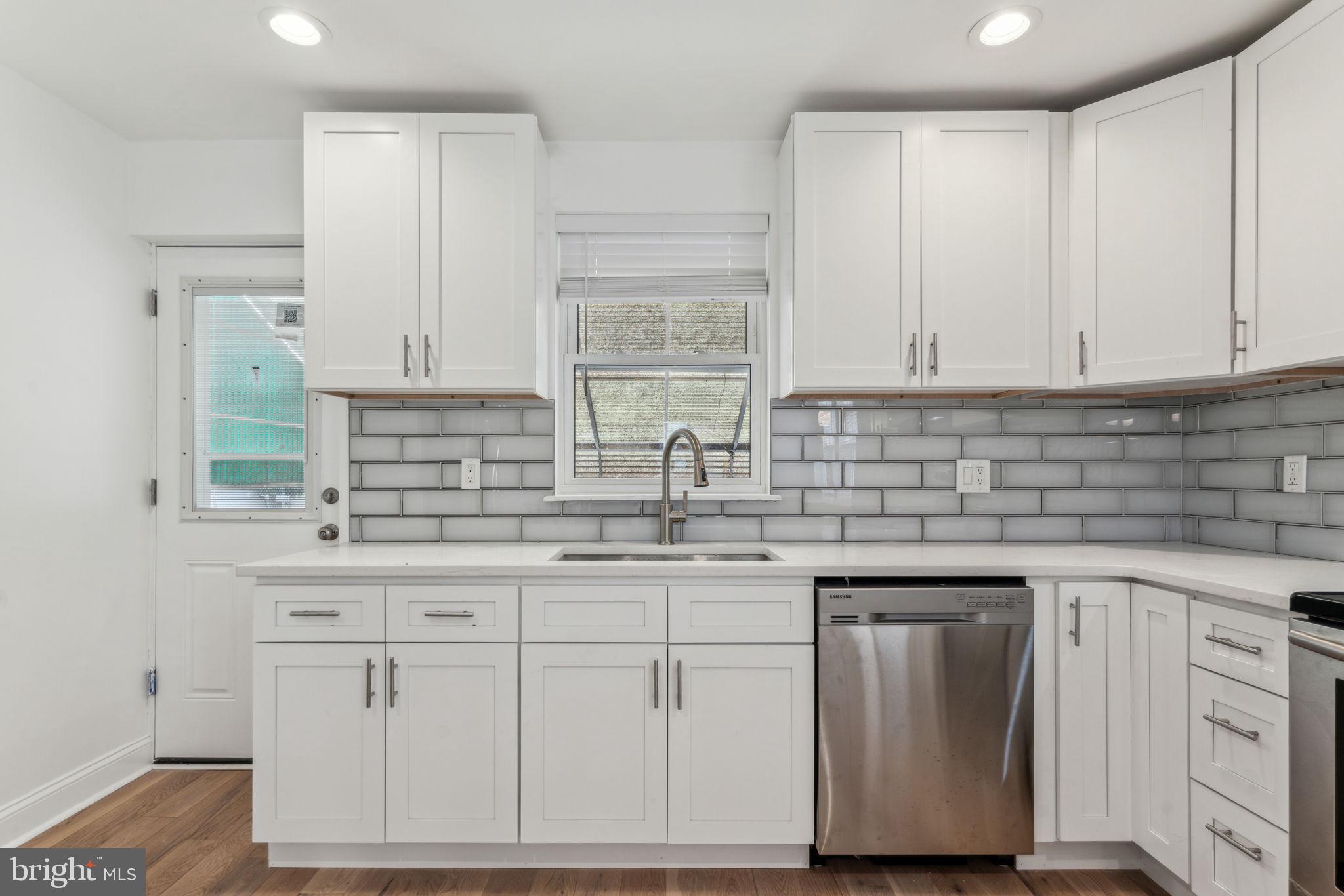 RICHMOND - Residential