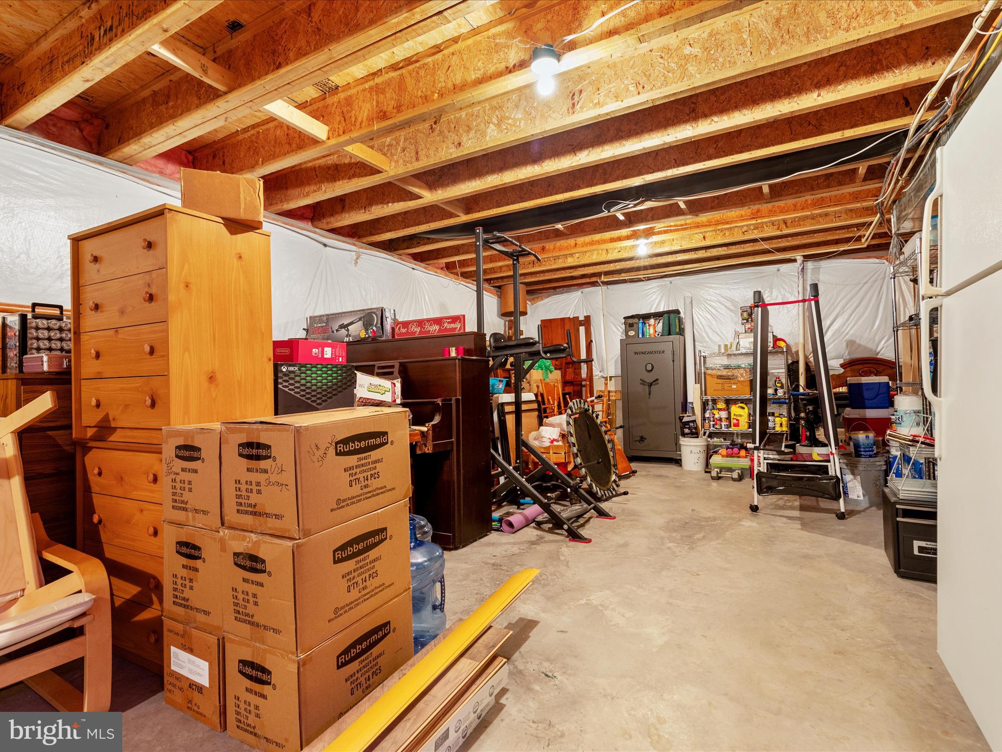 LAKE HOLIDAY ESTATES - Residential