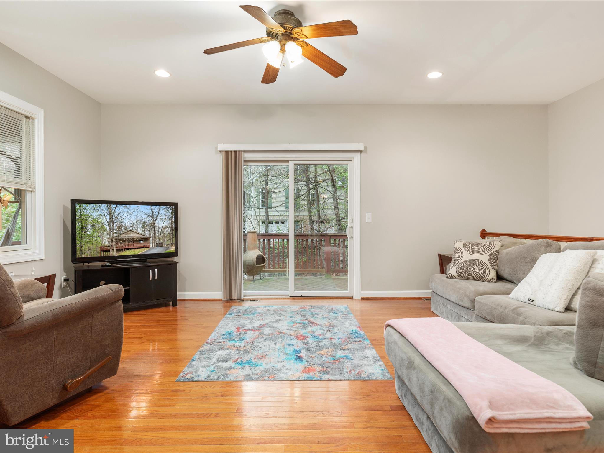 LAKE HOLIDAY ESTATES - Residential