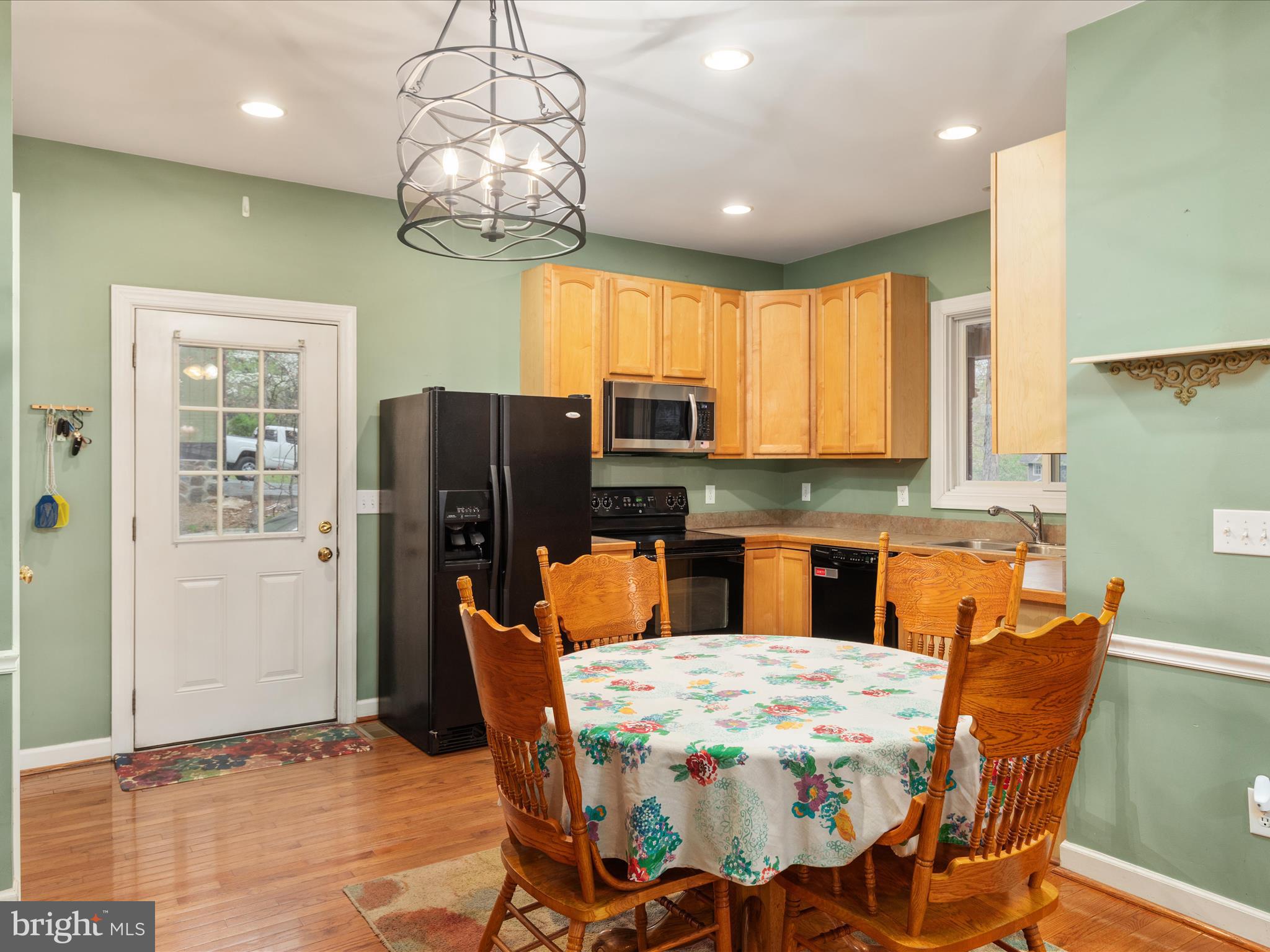 LAKE HOLIDAY ESTATES - Residential