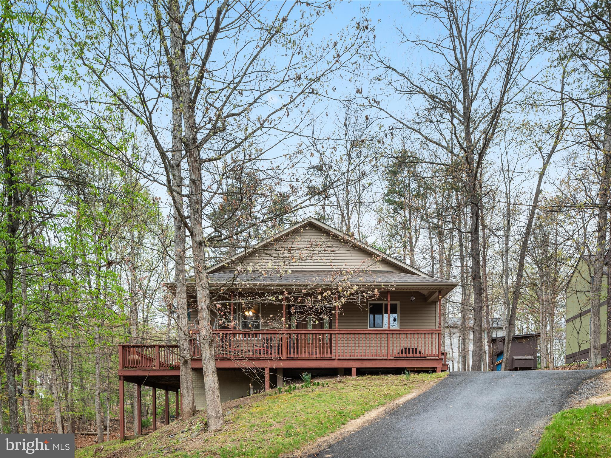 LAKE HOLIDAY ESTATES - Residential