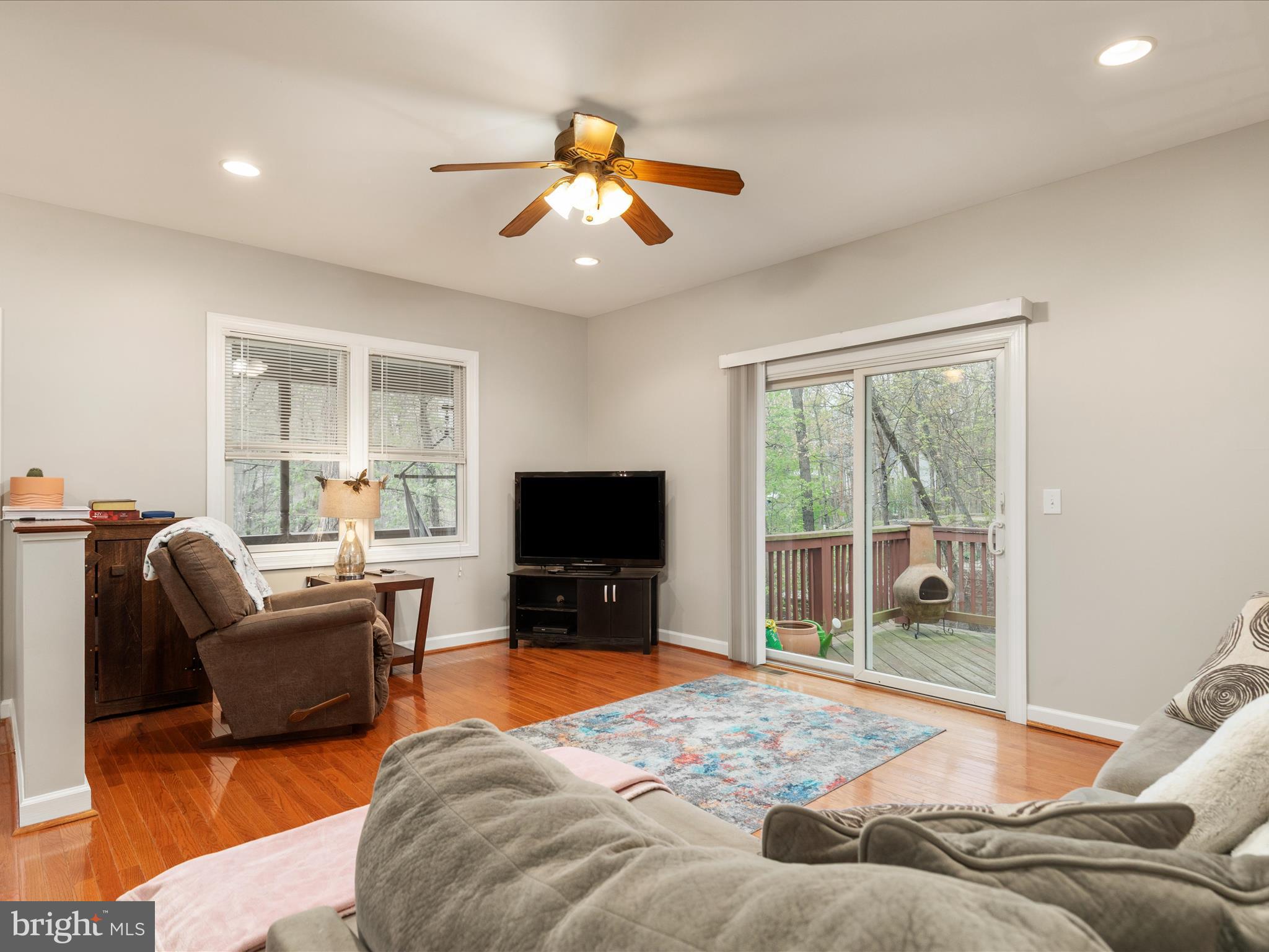 LAKE HOLIDAY ESTATES - Residential